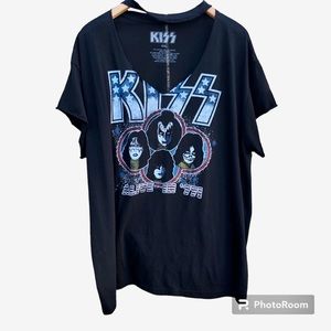 KISS T-Shirt “Alive in ‘77” Black Upcycled Oversized Raw Hem XXL
